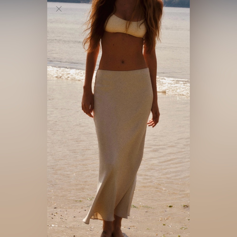 ZARA SATIN effect MAXI SKIT